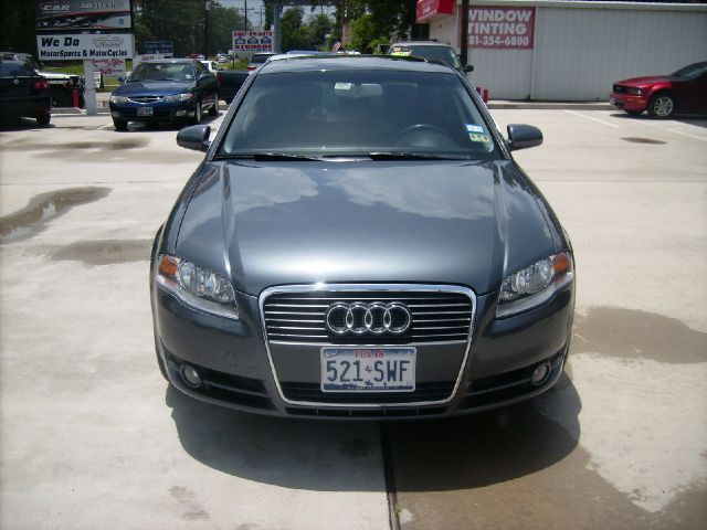 Audi A4 2007 photo 2