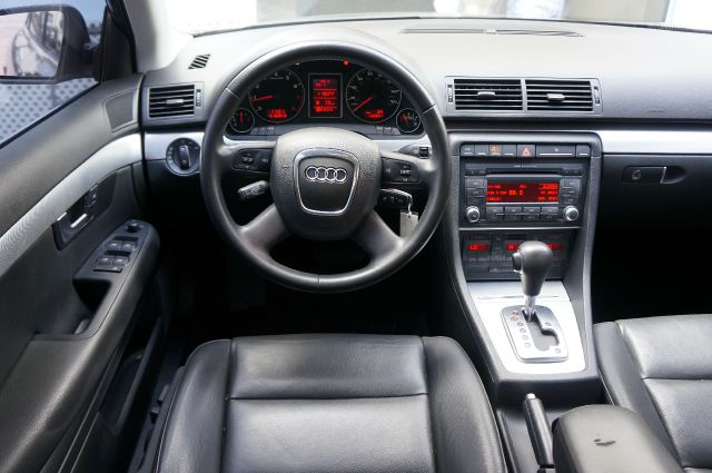 Audi A4 2007 photo 38