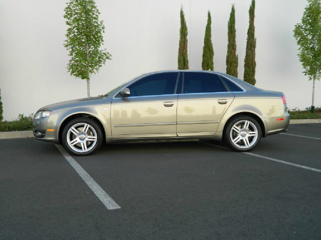 Audi A4 LT 4X4 Dually Sedan