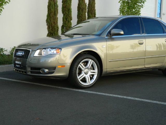 Audi A4 2007 photo 4