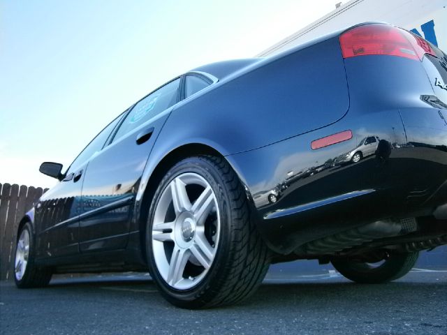 Audi A4 2007 photo 14