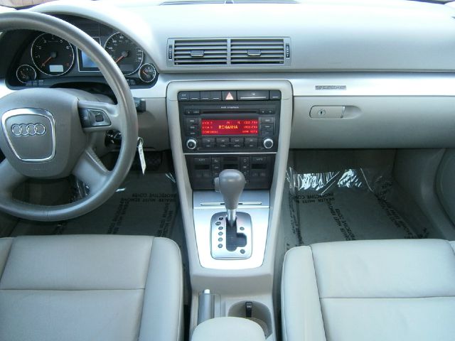 Audi A4 2007 photo 6