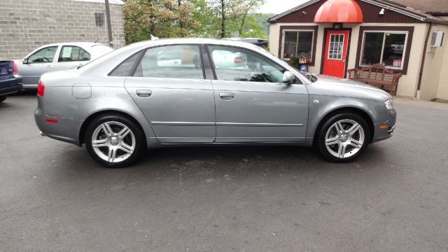 Audi A4 2WD Coupe Sedan