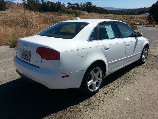 Audi A4 LT 4X4 Dually Sedan