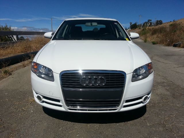 Audi A4 2007 photo 2