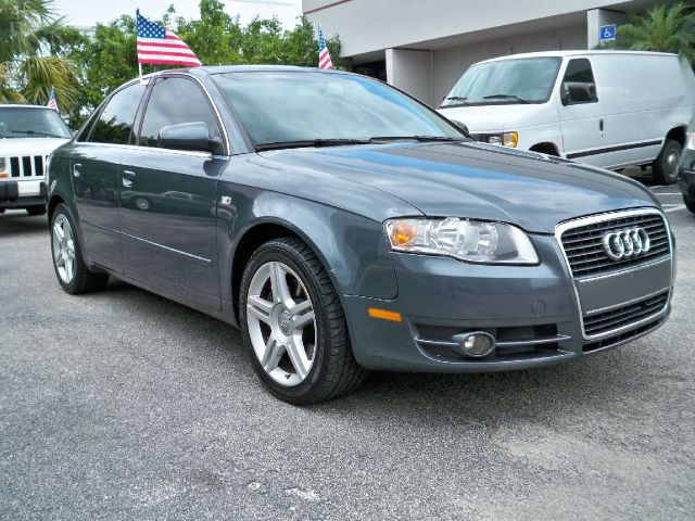 Audi A4 2007 photo 4