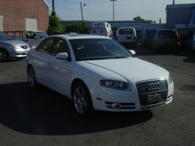 Audi A4 2007 photo 2