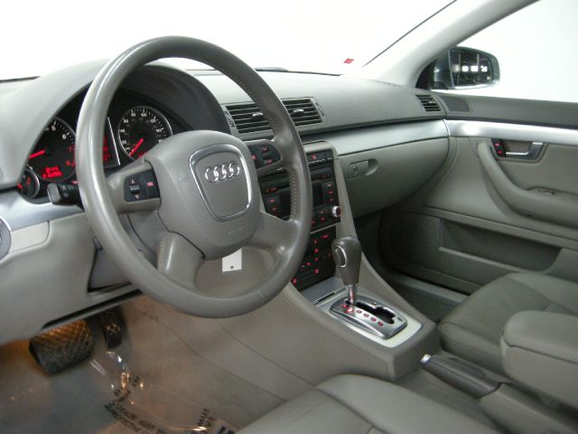 Audi A4 2007 photo 21