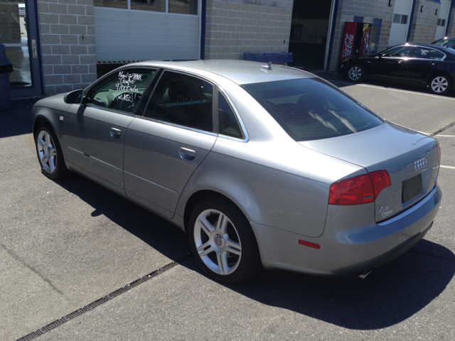 Audi A4 2007 photo 2