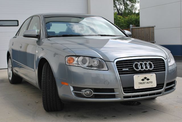 Audi A4 2007 photo 2