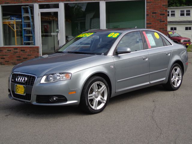 Audi A4 2008 photo 4