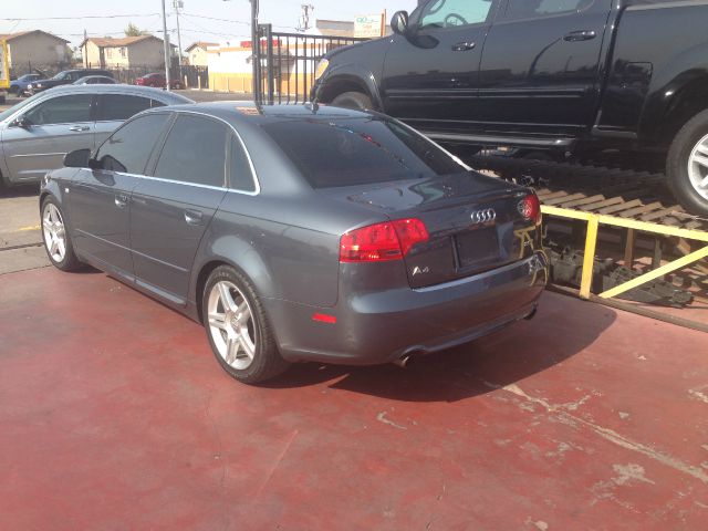 Audi A4 2008 photo 1