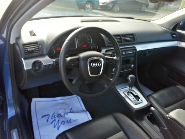 Audi A4 2008 photo 4