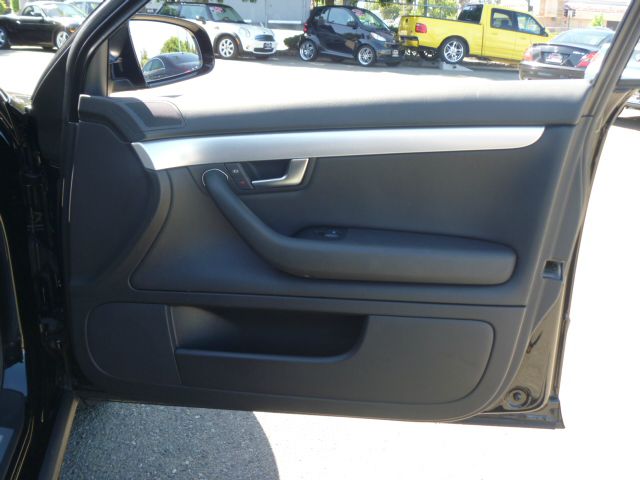 Audi A4 2008 photo 13