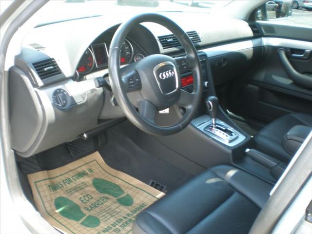 Audi A4 2008 photo 2