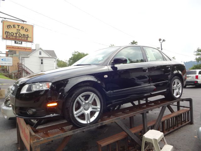 Audi A4 2008 photo 2