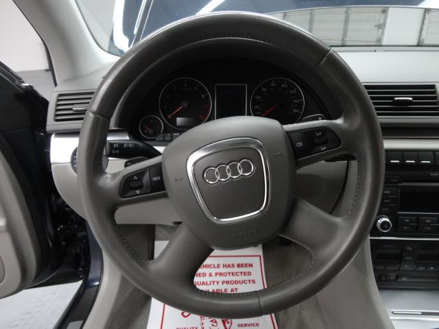 Audi A4 2008 photo 32