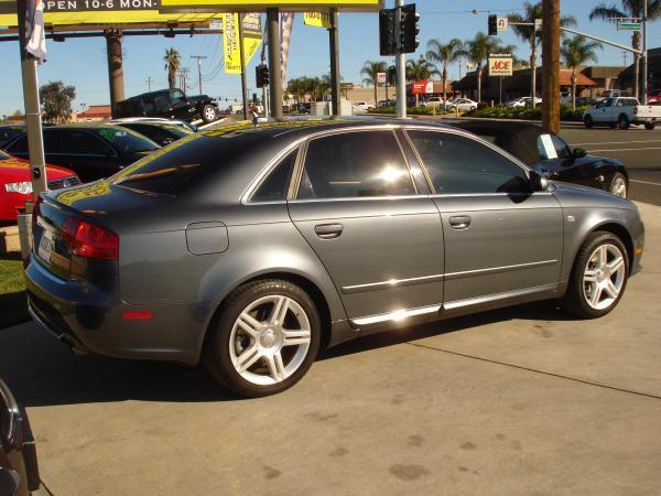 Audi A4 2008 photo 2