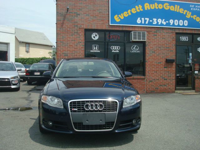 Audi A4 2008 photo 4