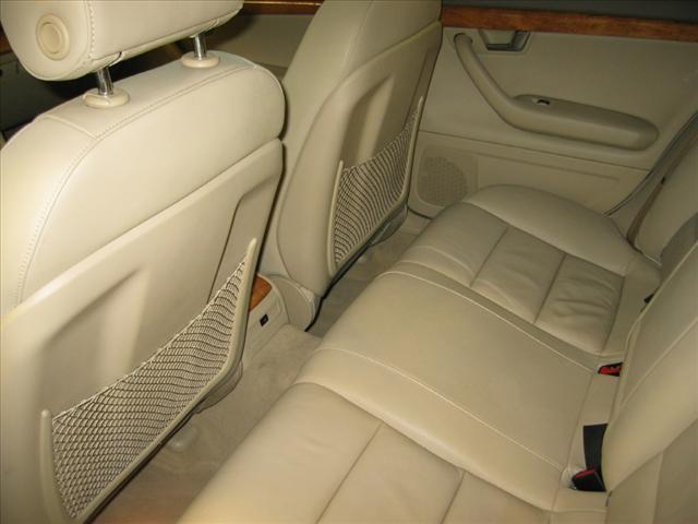 Audi A4 2008 photo 3