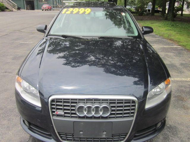 Audi A4 2008 photo 4