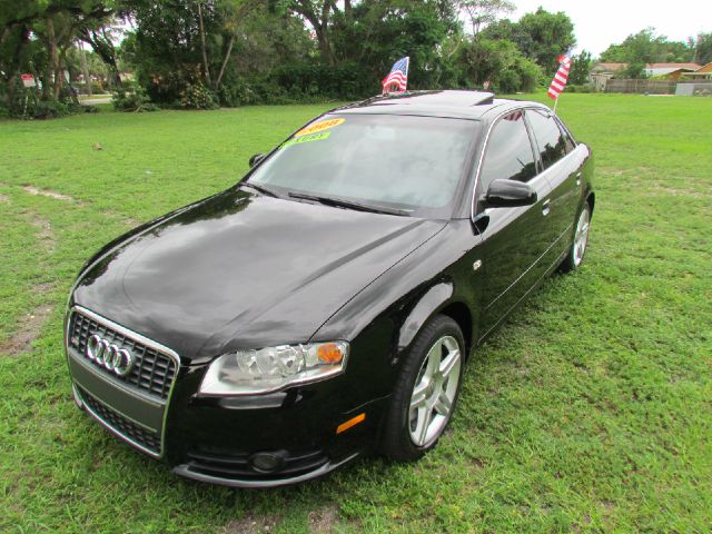 Audi A4 2008 photo 24