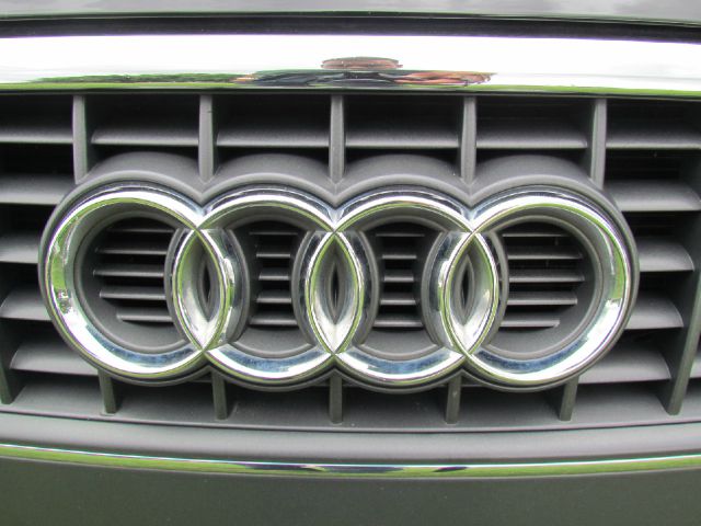 Audi A4 2008 photo 27