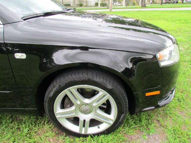 Audi A4 2008 photo 36