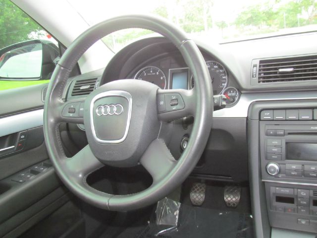 Audi A4 2008 photo 45