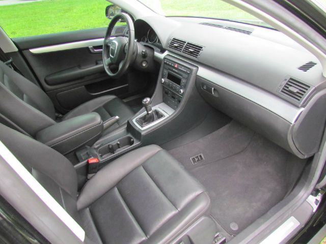 Audi A4 2008 photo 66