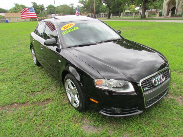 Audi A4 2008 photo 9