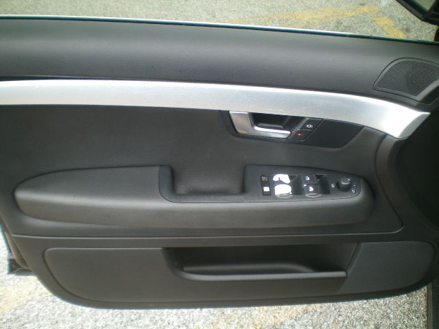 Audi A4 2008 photo 4