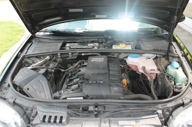 Audi A4 2008 photo 2