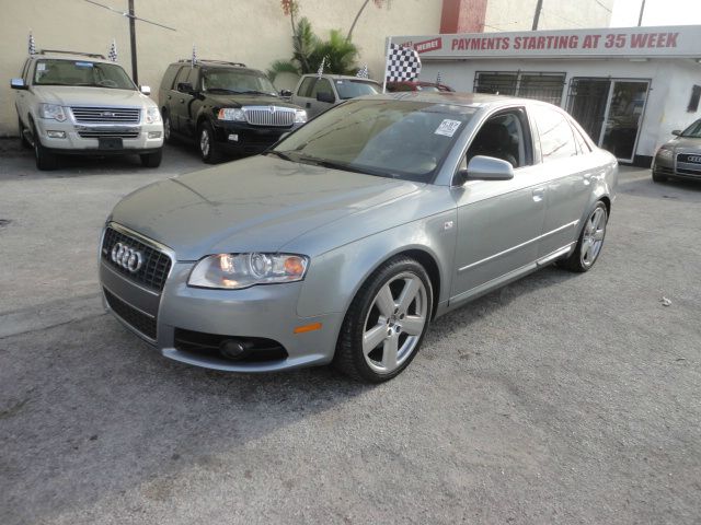 Audi A4 2008 photo 4