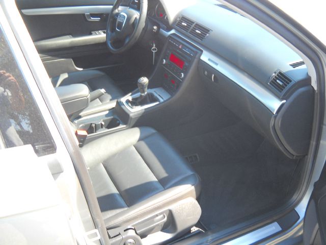 Audi A4 2008 photo 6