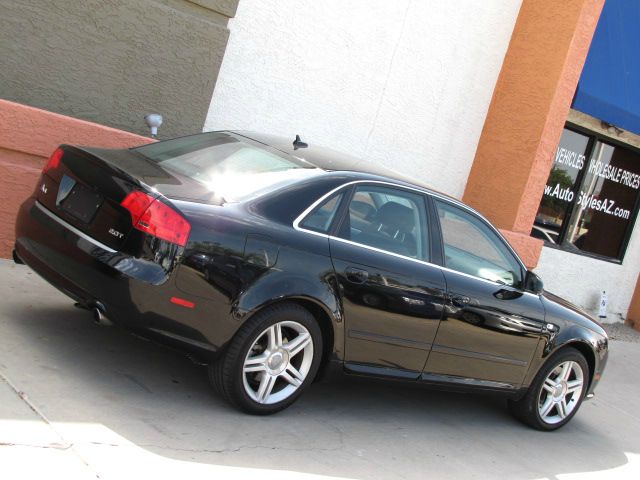 Audi A4 2008 photo 1