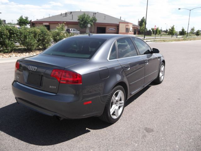 Audi A4 2008 photo 1