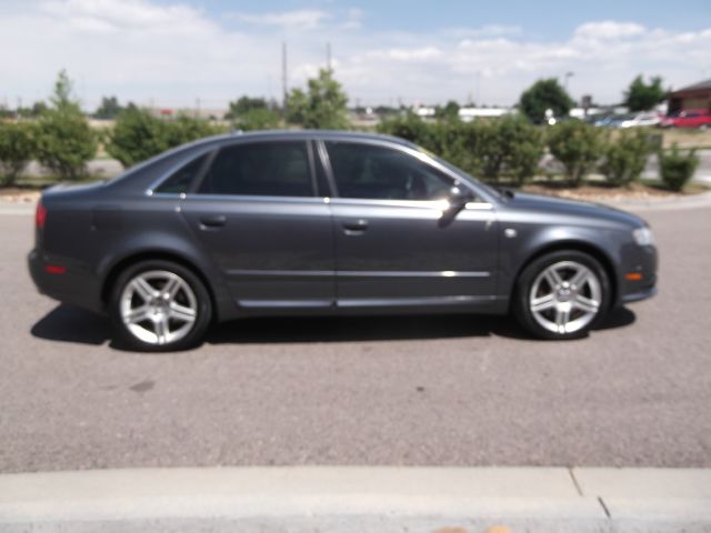 Audi A4 2008 photo 2