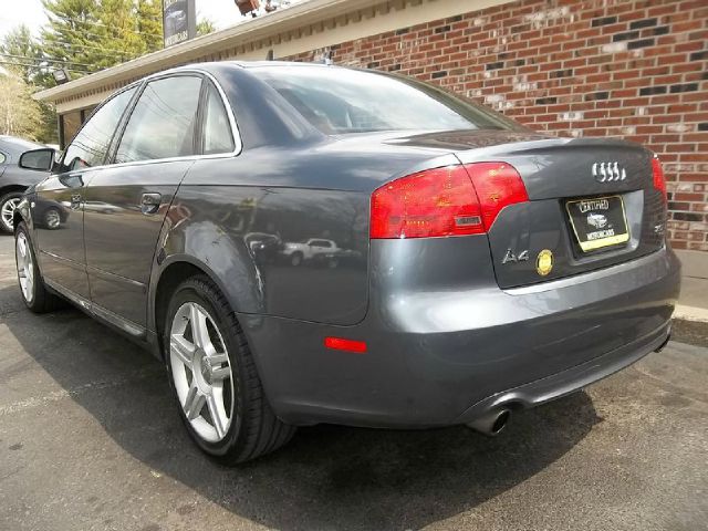 Audi A4 Comfort Plus Nav/levinson Sedan