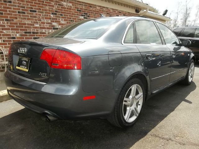 Audi A4 2008 photo 4