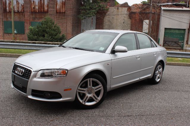 Audi A4 2008 photo 2