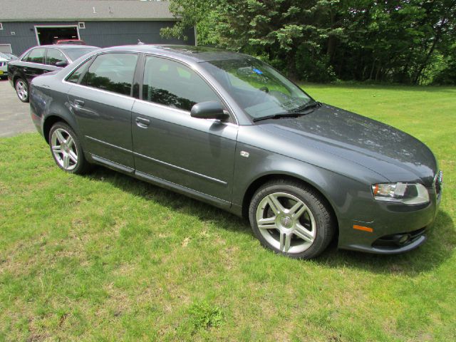 Audi A4 2008 photo 1