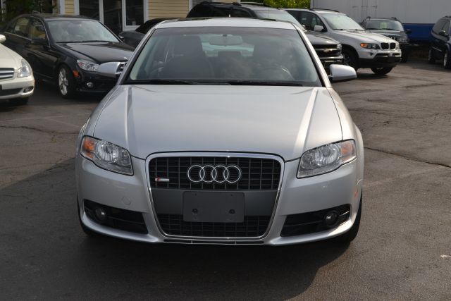 Audi A4 2008 photo 1