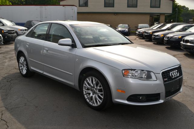 Audi A4 2008 photo 5