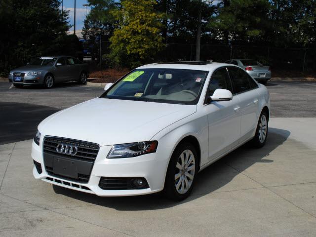 Audi A4 2009 photo 1