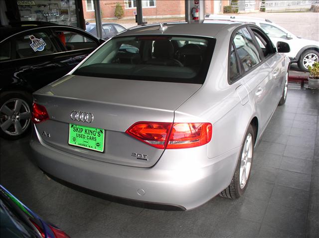 Audi A4 2009 photo 1