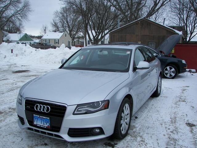 Audi A4 2009 photo 4