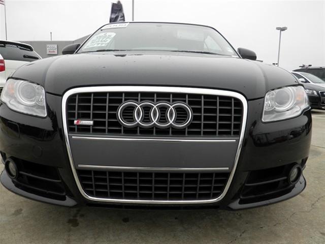 Audi A4 2009 photo 1