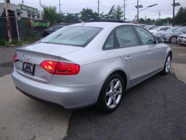 Audi A4 2009 photo 3