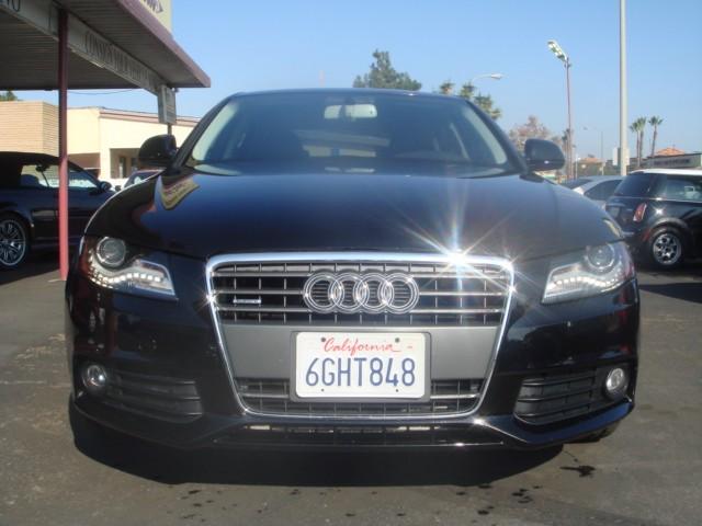 Audi A4 2009 photo 2